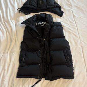 Aritzia - Super puff™ Original - Vest - Black - Non-cropped - Size XXS !! 💝